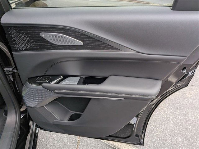 New 2026 Cadillac Lyriq V image 32