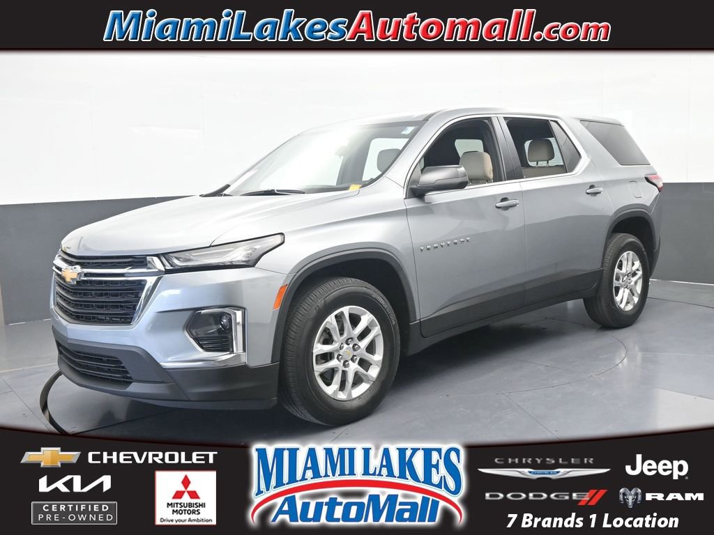 Used 2023 Chevrolet Traverse LS FWD image 1