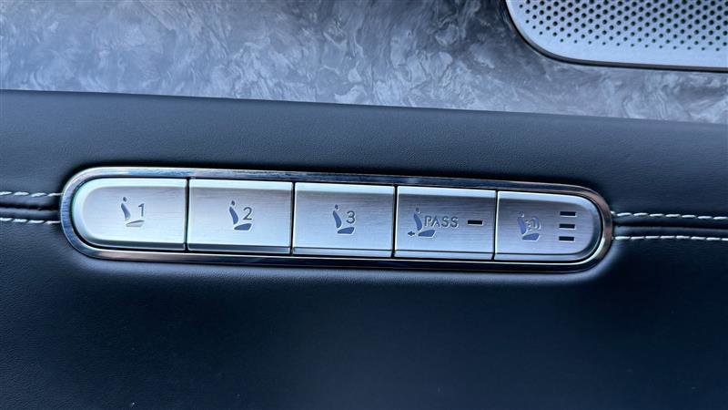 Used 2024 Genesis G90 3.5T image 14