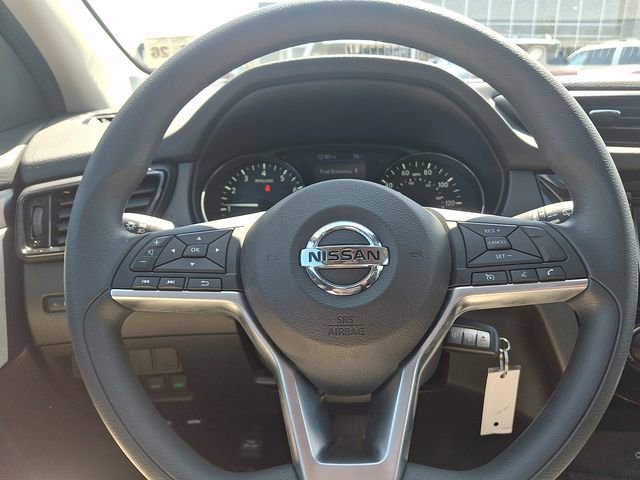 Used 2021 Nissan Rogue Sport S image 19