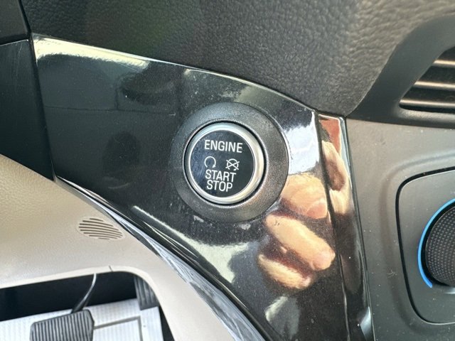 Used 2018 Ford Escape Titanium image 17