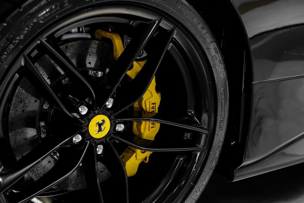 Used 2018 Ferrari 488 Spider RWD image 67