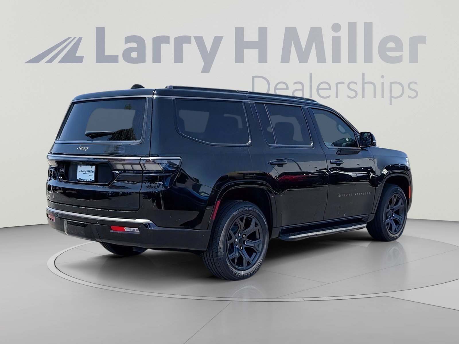 New 2026 Jeep Grand Wagoneer Limited w/ Convenience Group I AWD/4WD image 6