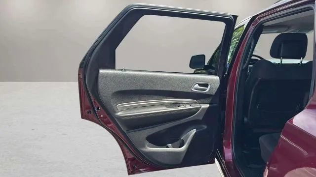 Used 2019 Dodge Durango SXT image 23