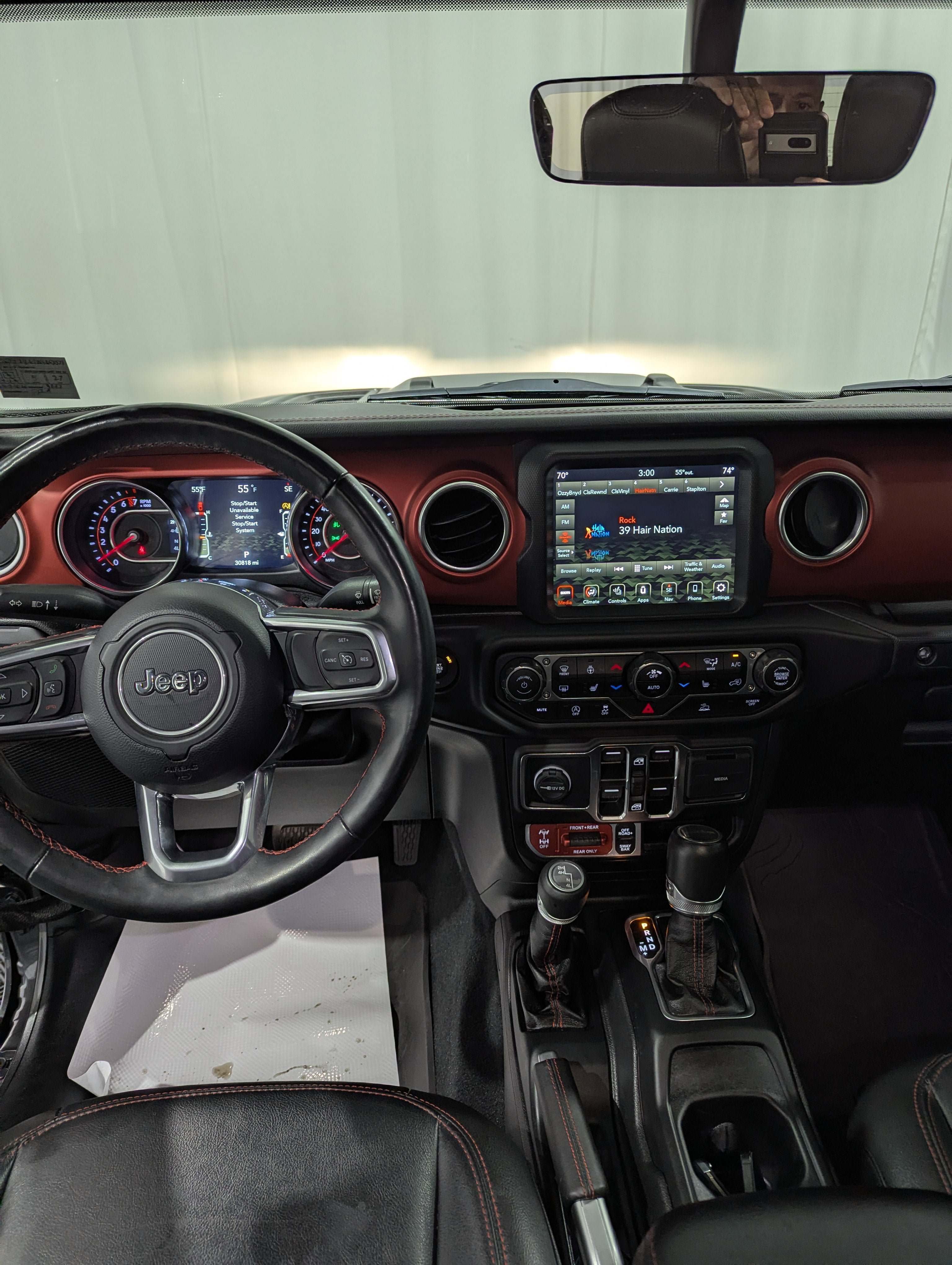 Used 2022 Jeep Gladiator Rubicon w/ Cold Weather Group AWD/4WD image 20