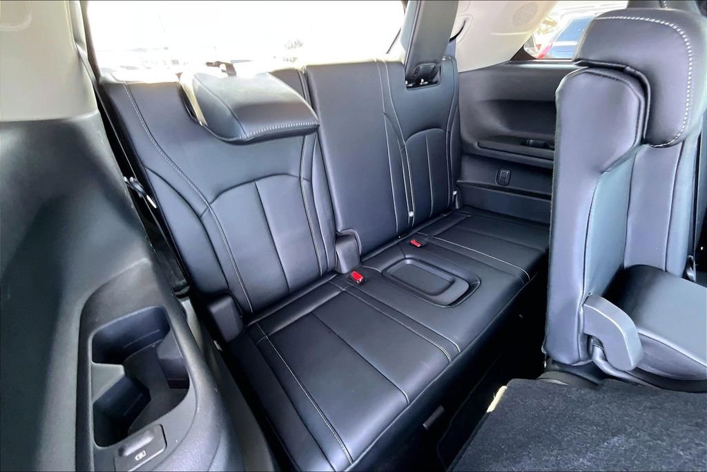 Certified 2023 INFINITI QX60 Luxe w/ Cargo Package image 40