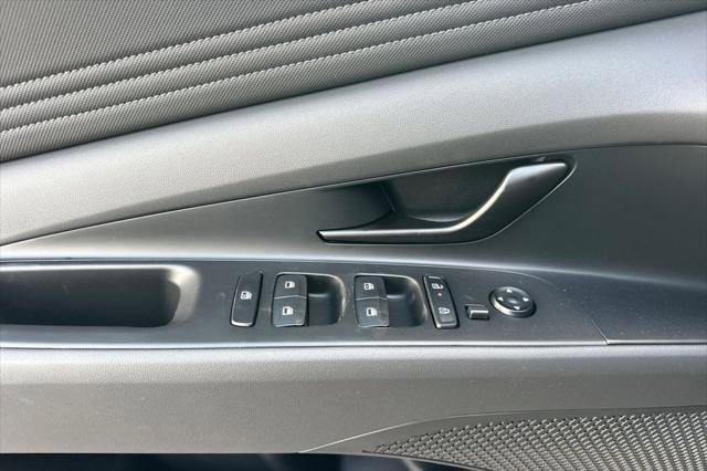 New 2026 Hyundai Elantra SEL Sport image 8