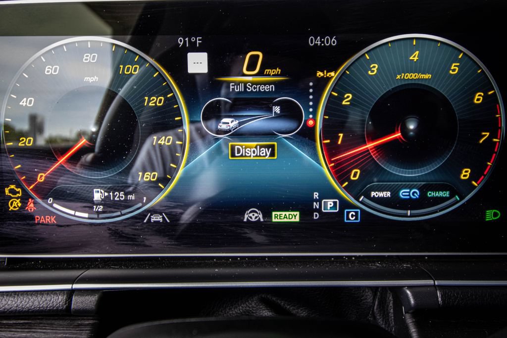 Used 2023 Mercedes-Benz GLS 580 4MATIC image 39