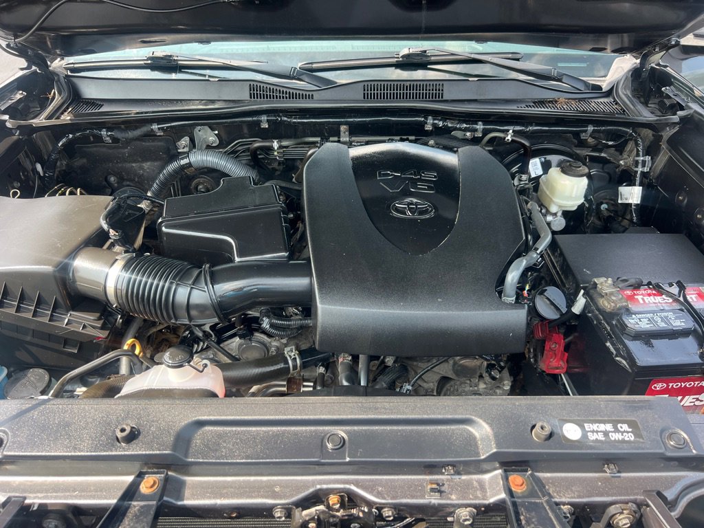 Used 2017 Toyota Tacoma 4x4 Double Cab image 45