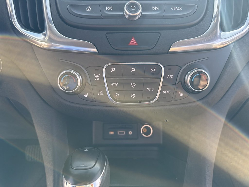 Used 2021 Chevrolet Equinox LT image 13