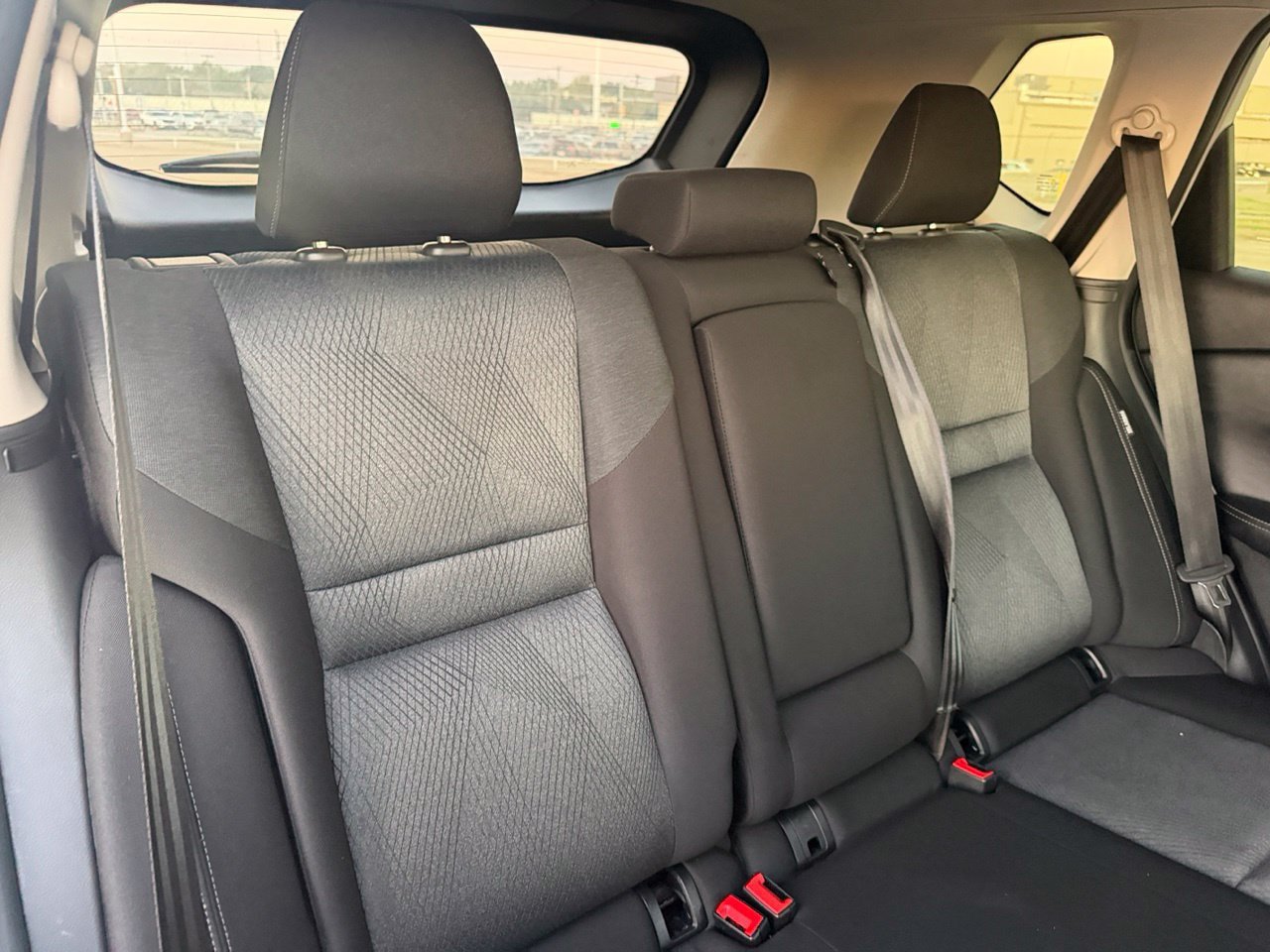 Certified 2025 Nissan Rogue SV FWD image 36