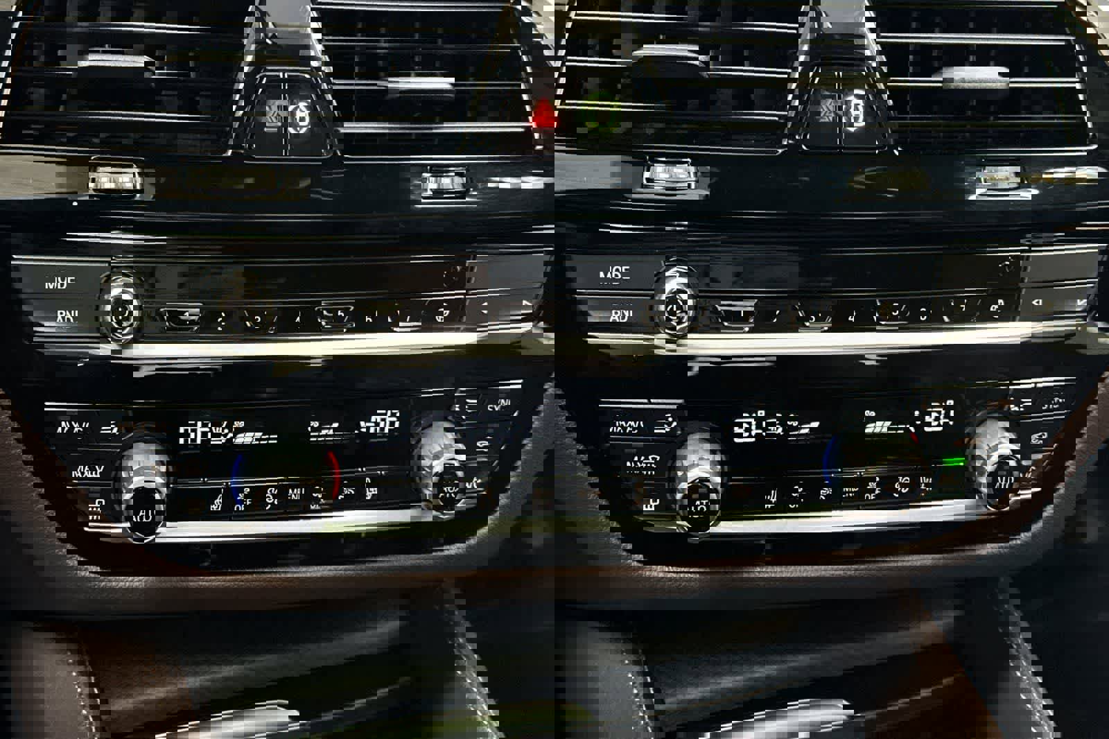 Used 2023 BMW M550i xDrive w/ Parking Assistance Package image 19