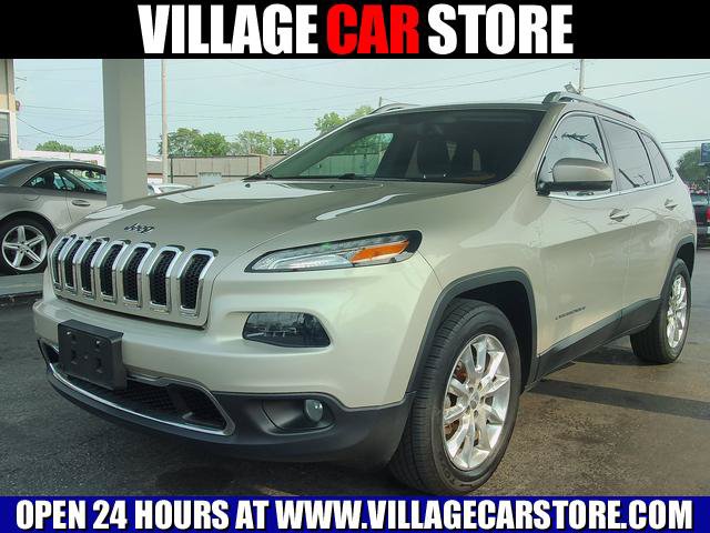 Used 2015 Jeep Cherokee Limited w/ Luxury Group AWD/4WD image 1