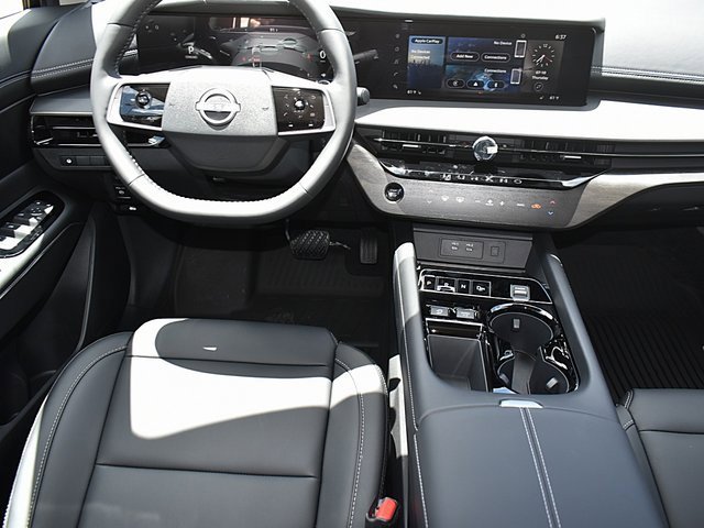 New 2025 Nissan Murano SV image 9