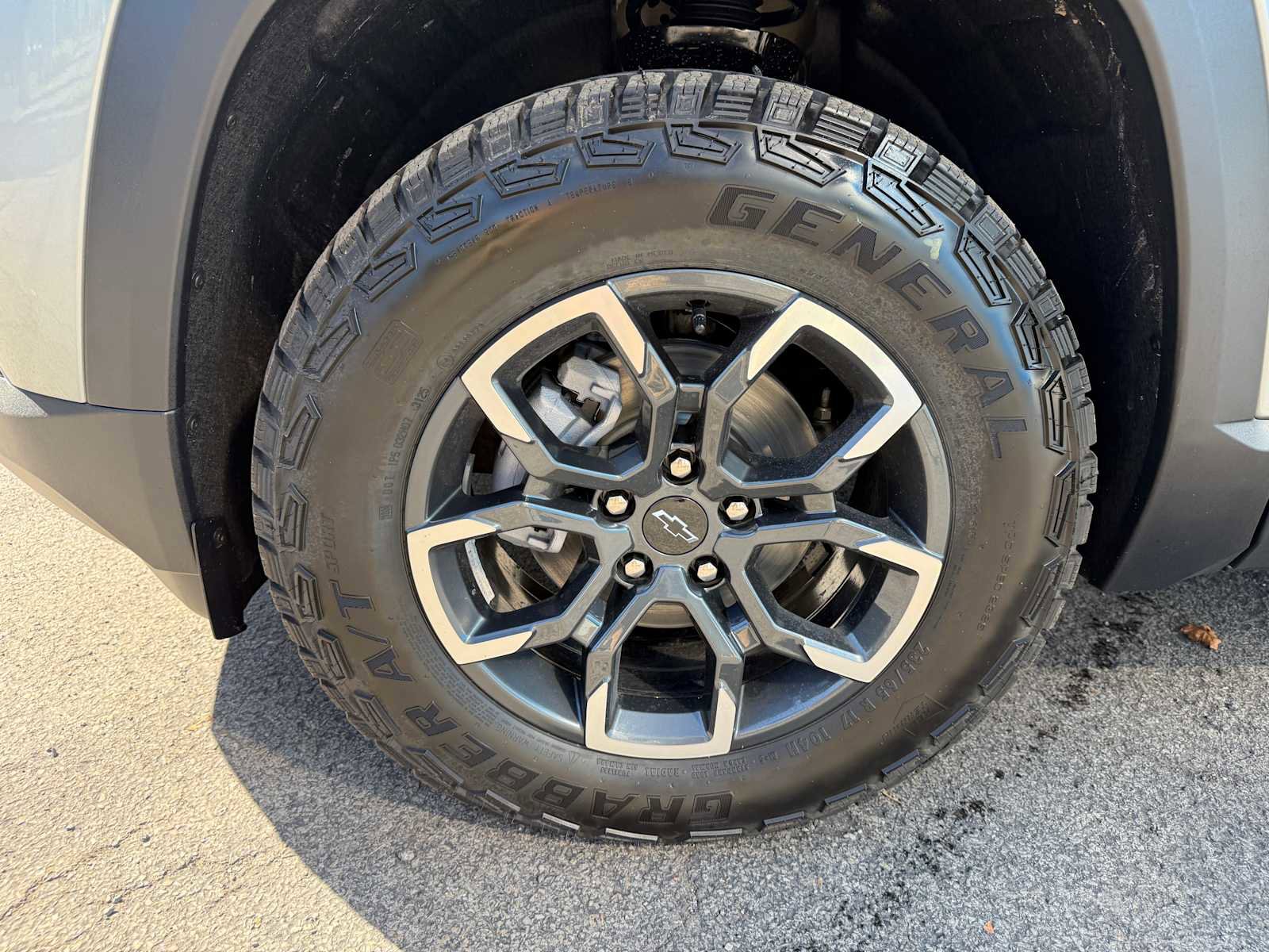 New 2026 Chevrolet Equinox ACTIV image 54