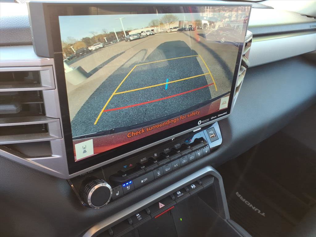 Used 2023 Toyota Tundra Limited w/ Power Package AWD/4WD image 37