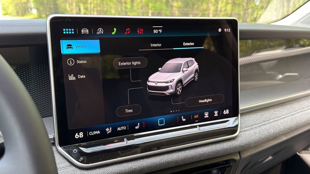 New 2026 Volkswagen Tiguan S AWD/4WD image 17