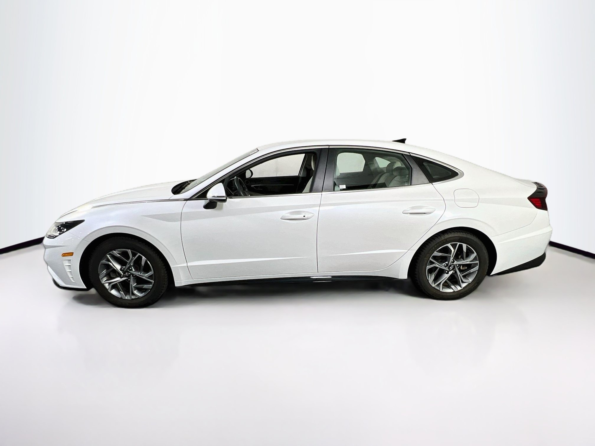 Used 2022 Hyundai Sonata SEL FWD image 8