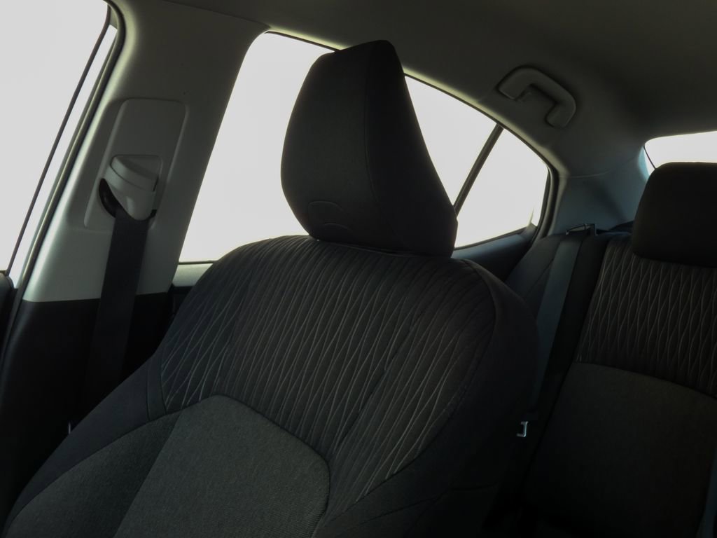 Used 2025 Toyota Camry LE FWD image 28