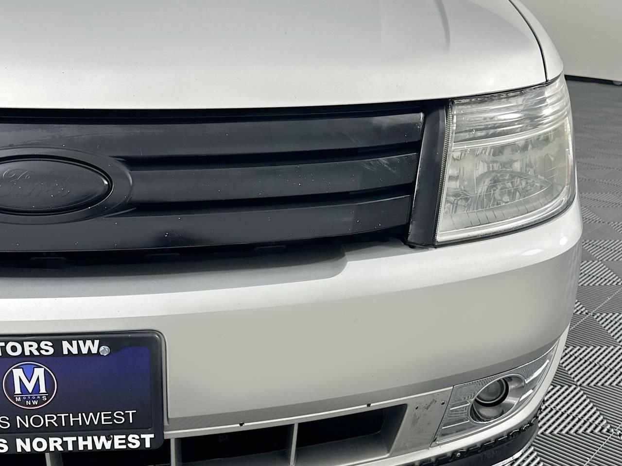 Used 2008 Ford Taurus SEL FWD image 4