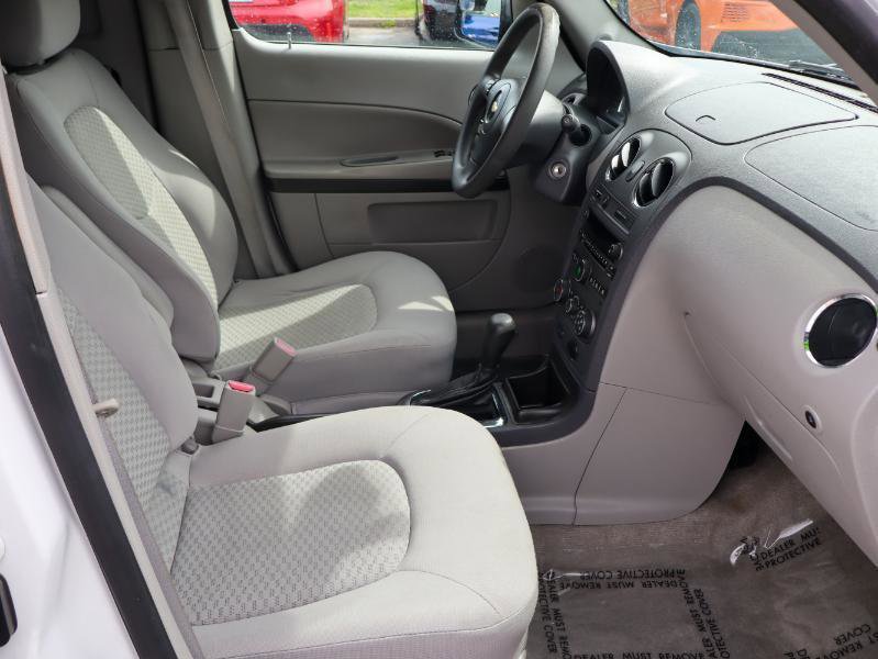 Used 2010 Chevrolet HHR LS FWD image 12