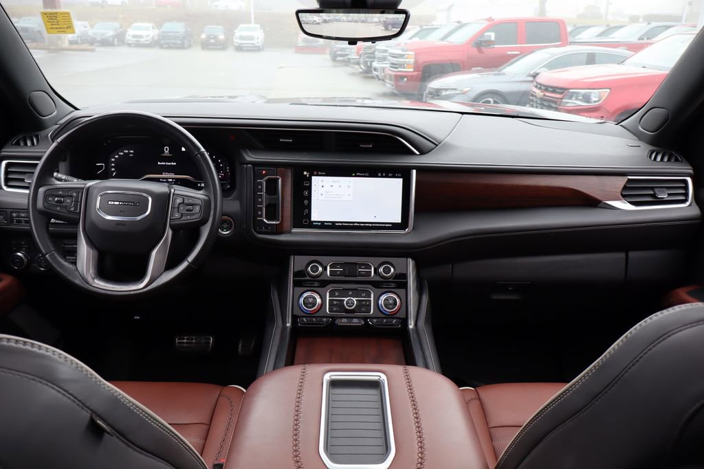 Used 2023 GMC Yukon Denali Ultimate image 46