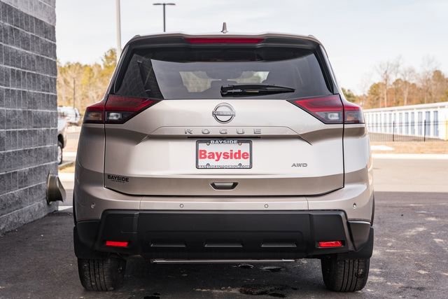 Used 2026 Nissan Rogue SV image 7