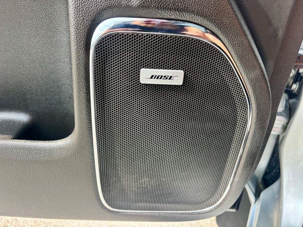 Used 2019 GMC Sierra 2500 Denali w/ Duramax Plus Package AWD/4WD image 18