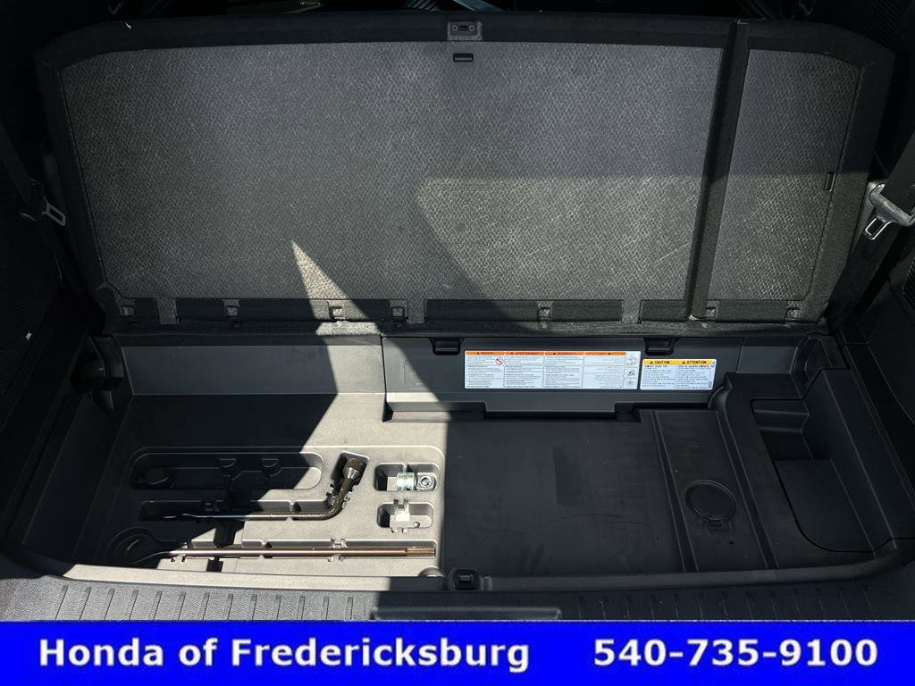 Used 2022 Toyota Highlander Platinum AWD/4WD image 37
