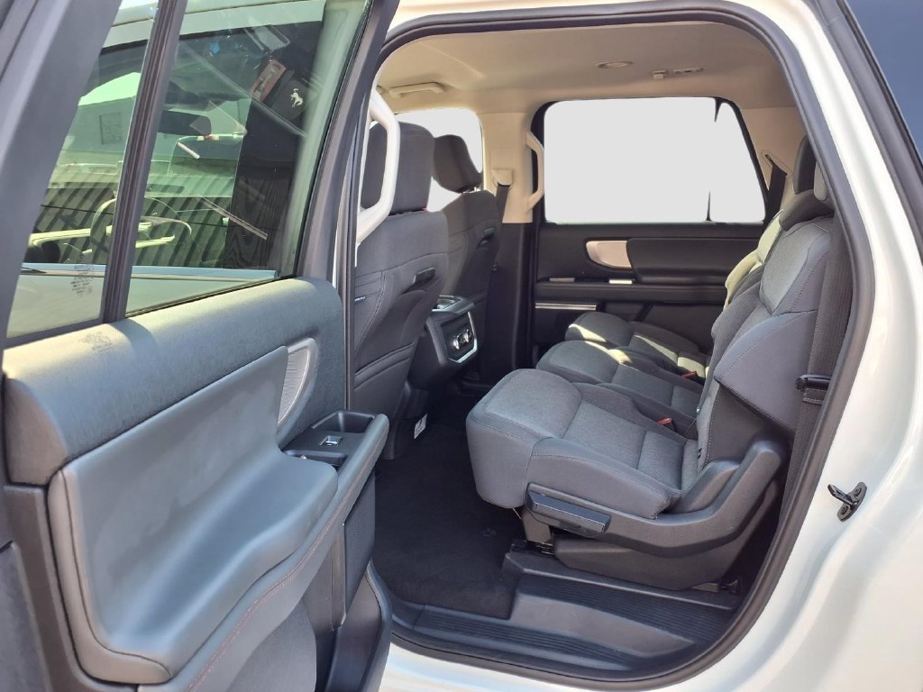 Certified 2025 Ford Expedition Max Active AWD/4WD image 28