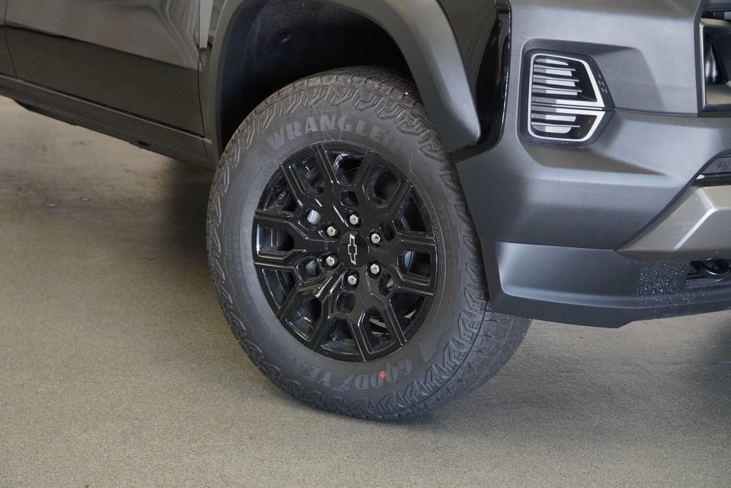 New 2026 Chevrolet Colorado Trail Boss AWD/4WD image 10