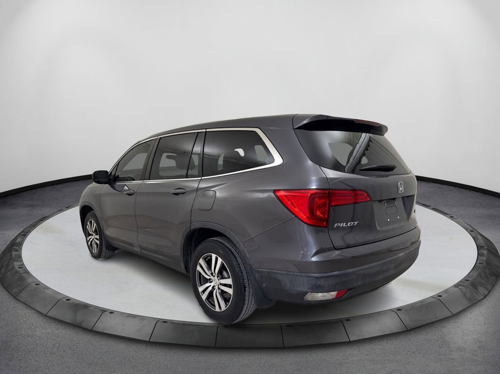 Used 2018 Honda Pilot EX image 7