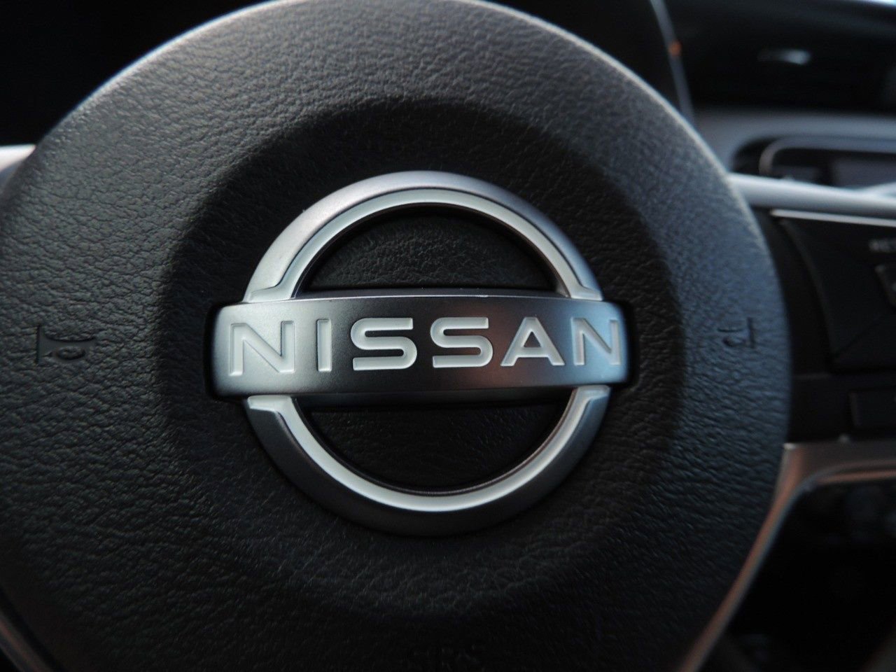 Certified 2024 Nissan Kicks SR w/ SR Premium Package FWD image 28