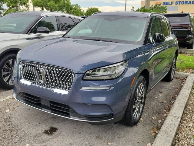 Certified 2022 Lincoln Corsair FWD w/ Equipment Group 101A image 3