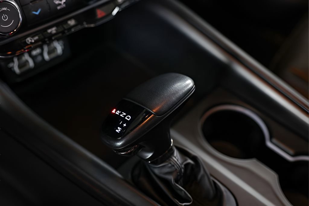 Used 2024 Dodge Durango GT image 30