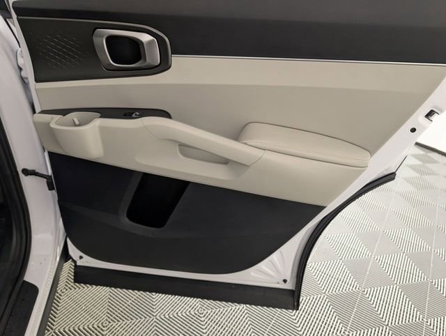 Used 2025 Kia Sorento S w/ Panoramic Sunroof Package image 32