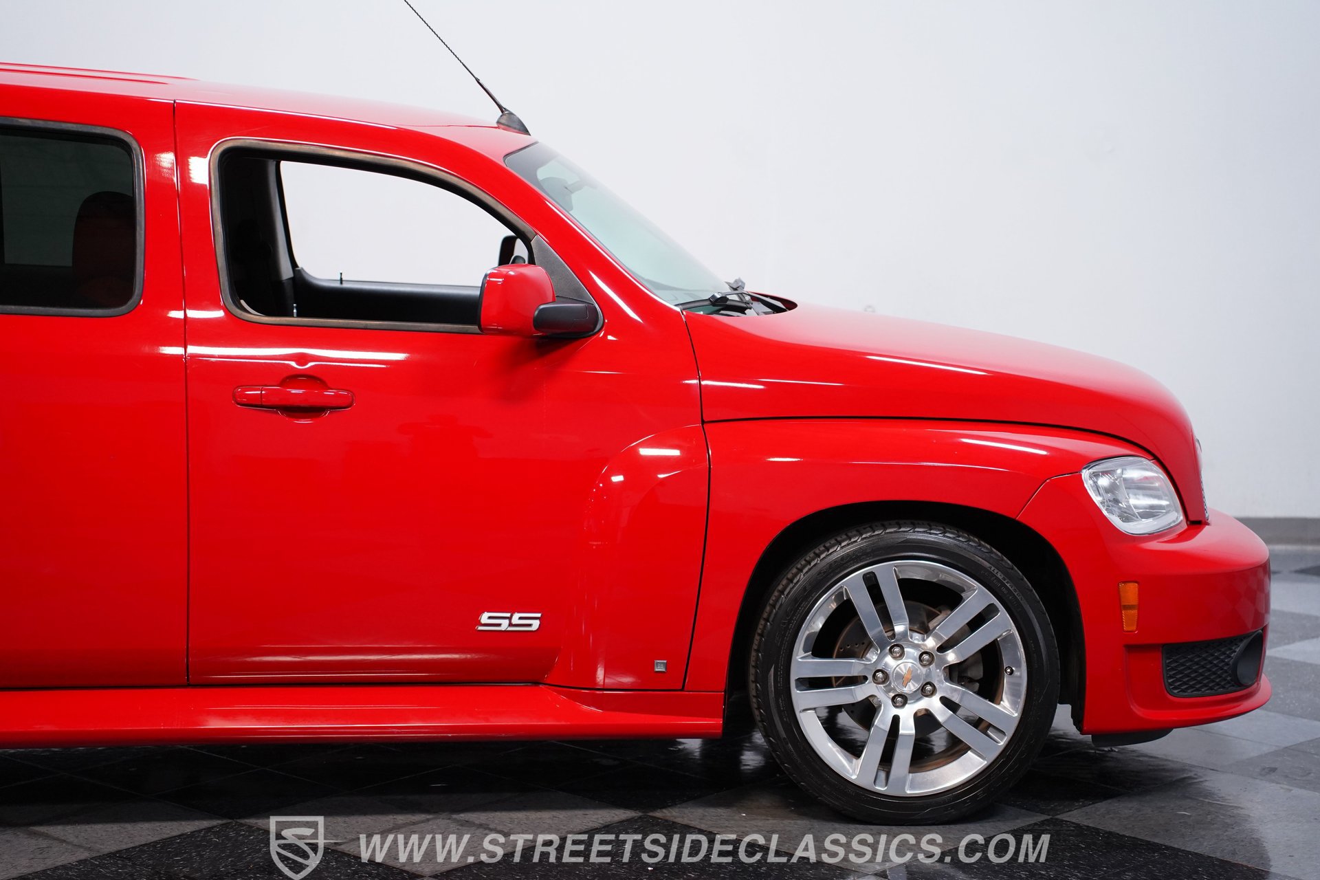 Used 2008 Chevrolet HHR SS FWD image 24
