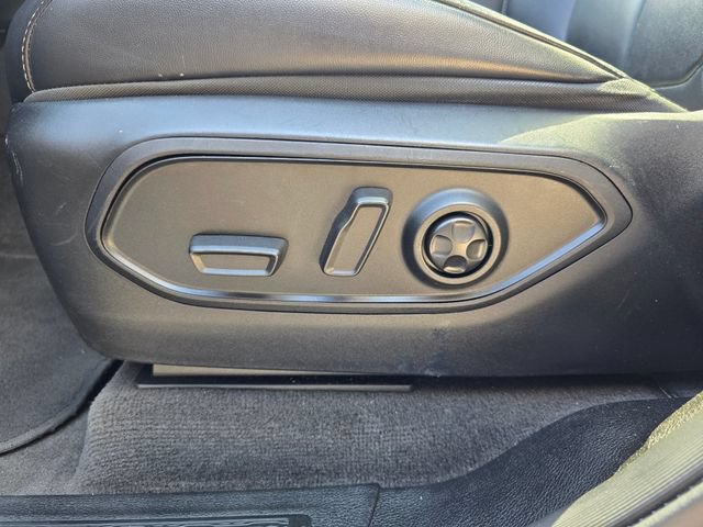 Used 2021 Jeep Grand Cherokee L Limited AWD/4WD image 19