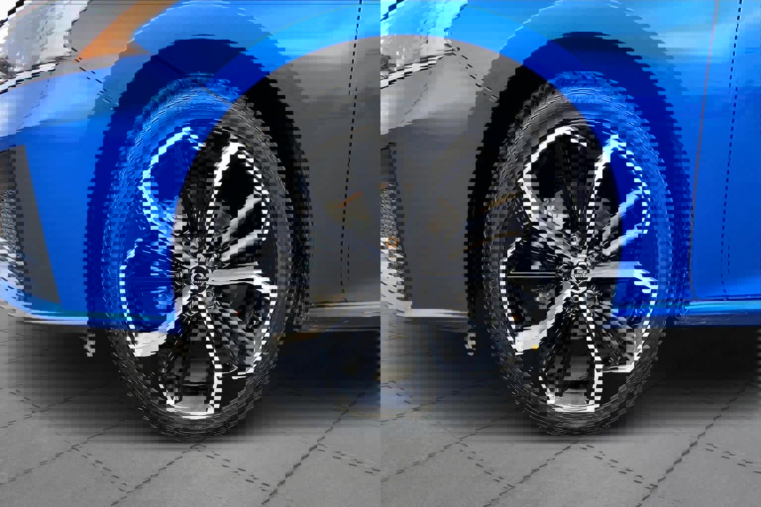 Used 2025 Nissan Altima 2.5 SR image 2