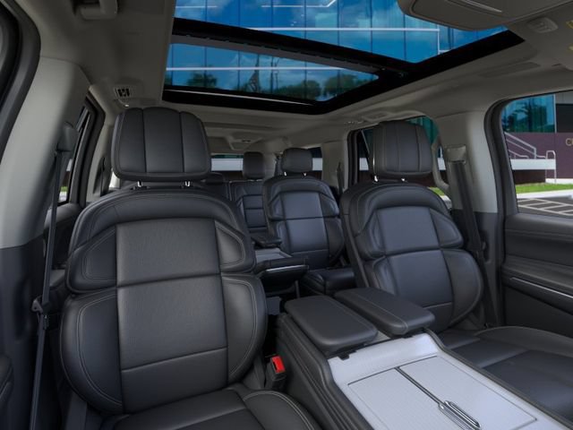 New 2025 Lincoln Navigator L Reserve AWD/4WD image 10