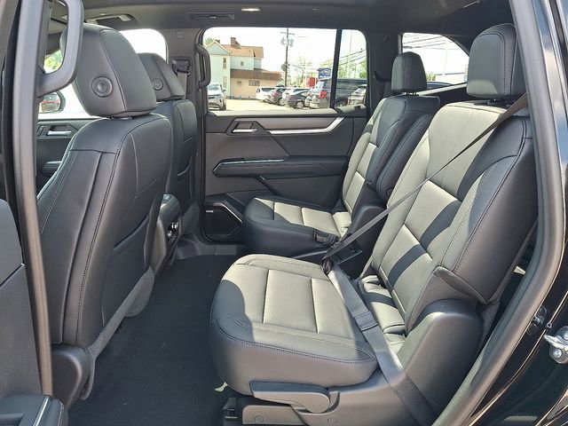New 2026 GMC Acadia Elevation w/ Black Edition AWD/4WD image 11