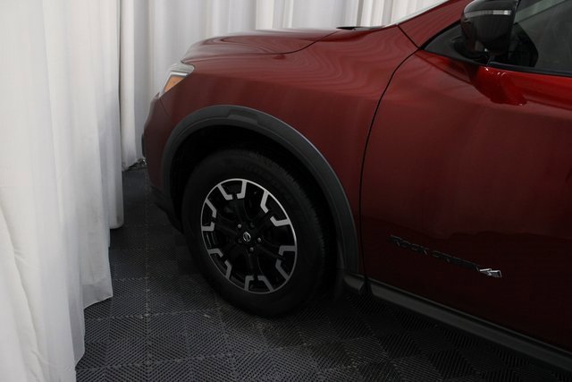 Used 2020 Nissan Pathfinder SL image 8