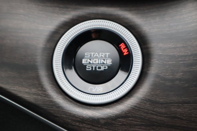 New 2025 Jeep Grand Cherokee L Limited image 14