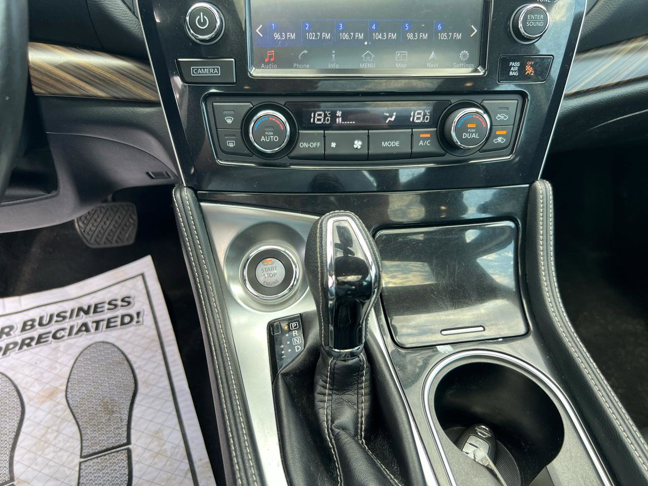 Used 2017 Nissan Maxima Platinum FWD image 21