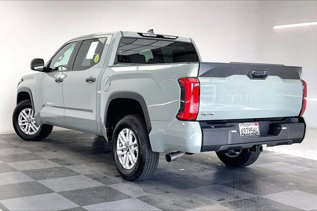 Used 2026 Toyota Tundra SR5 AWD/4WD image 10