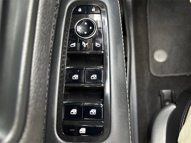 Used 2025 Nissan Ariya FWD image 18