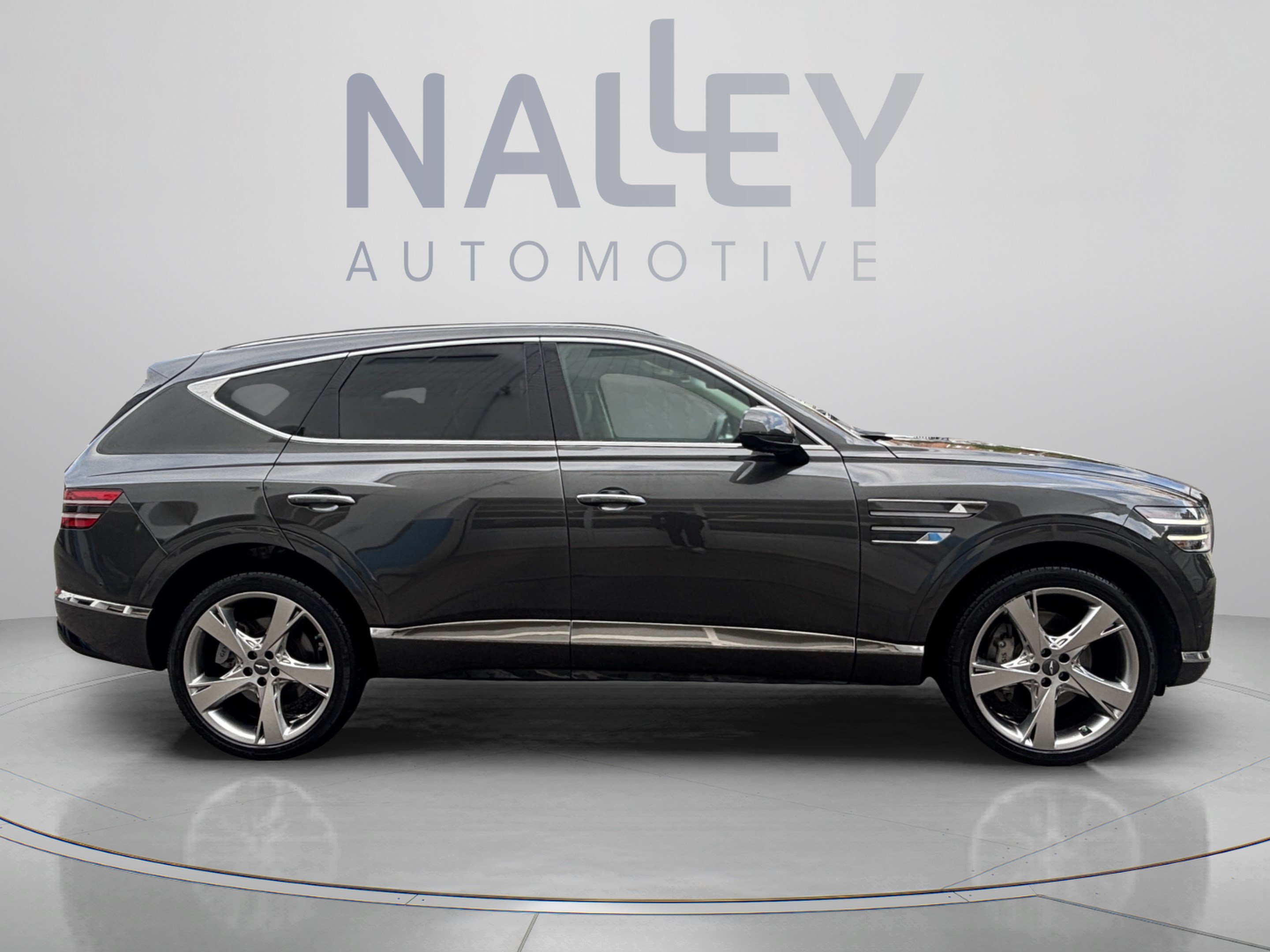 Used 2024 Genesis GV80 3.5T w/ Prestige Package AWD/4WD image 4
