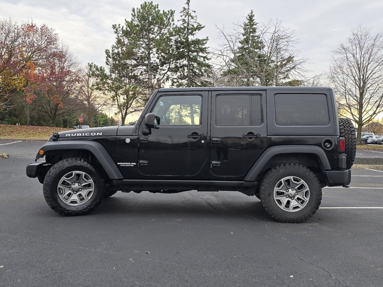 Used 2013 Jeep Wrangler Unlimited Rubicon w/ Connectivity Group image 10