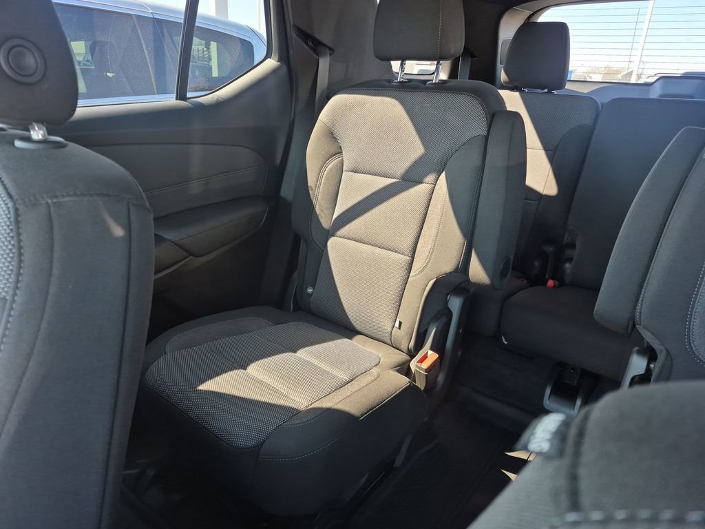 Certified 2023 Chevrolet Traverse LT FWD image 11