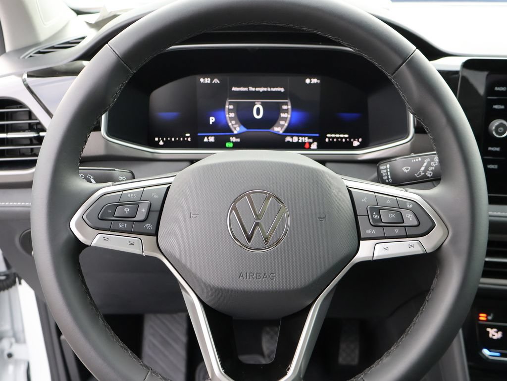New 2026 Volkswagen Taos SE AWD/4WD image 23